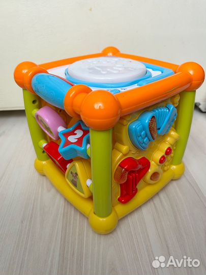 Развивающий игровой центр