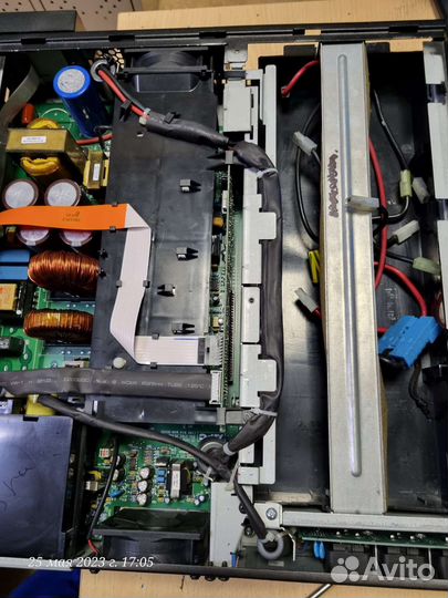 Ибп APC Smart-UPS RT 1000