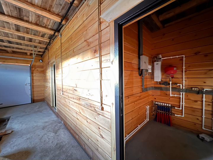 Дом 140 м² на участке 5 сот.