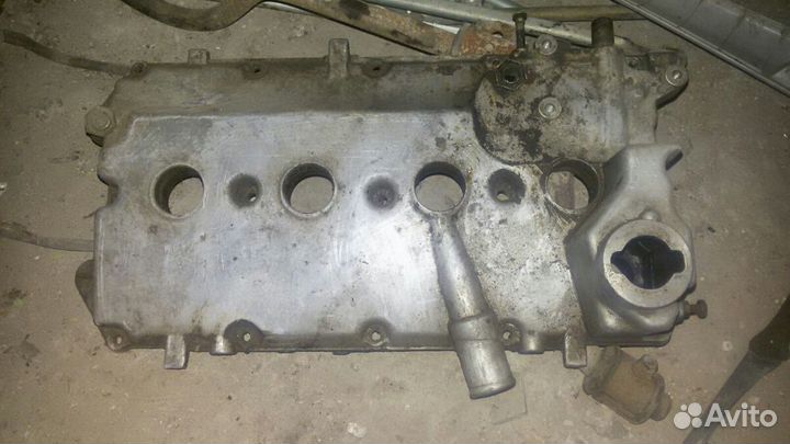 Клапанная крышка для двигателя 11194,124,126,127