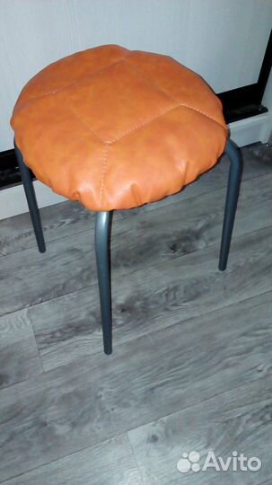 Чехлы на табуреты оранжевые иск. кожа