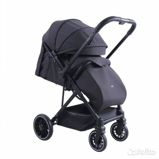 Прогулочная коляска с перекидной ручкой