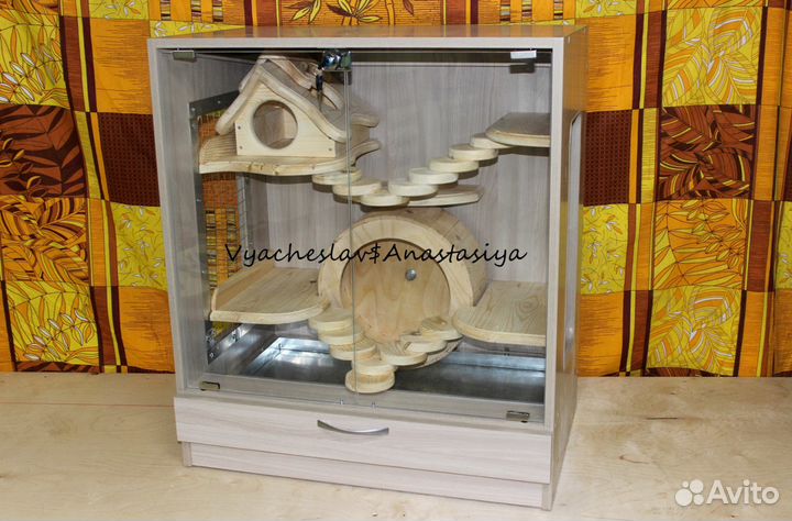 Витрины и стеллажи для шиншилл, дегу, свинок