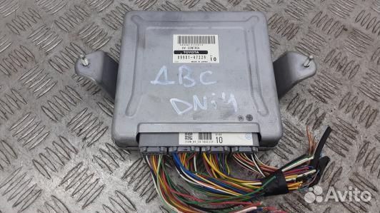 Блок управления двигателем toyota prius XW20 (DNI0