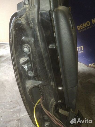 Дверь задняя правая Mercedes