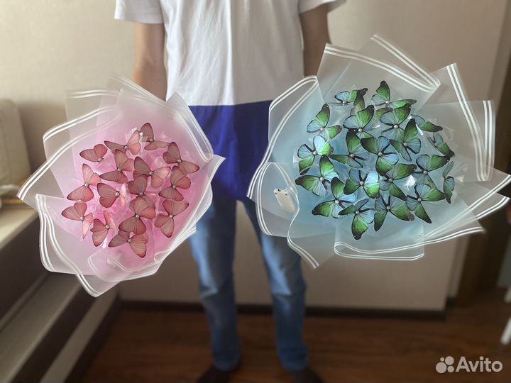 Светящиеся букеты из бабочек в наличии и под заказ