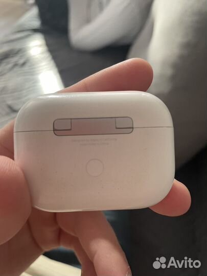 Airpods pro один наушник + кейс оригинал