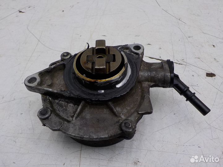 Насос вакуумный Citroen C4 2005-2011