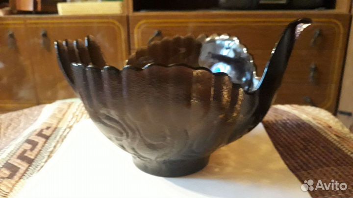 Салатница (черный хрусталь) гусь-хрустальный