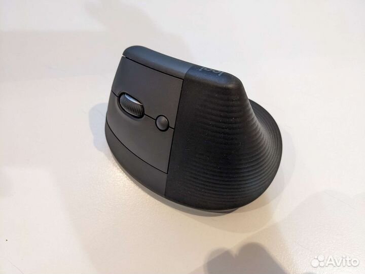 Мышь Logitech Lift Left (для левши)