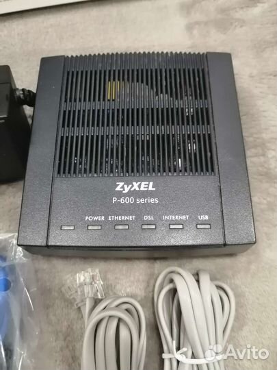 Двухдиапазонный модем adsl2+ Zyxel P-600 series