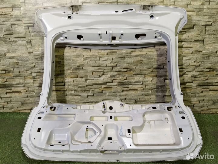 Дверь (крышка) багажника зад. Volvo XC60