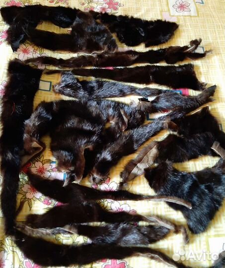 Кусочки меха норки