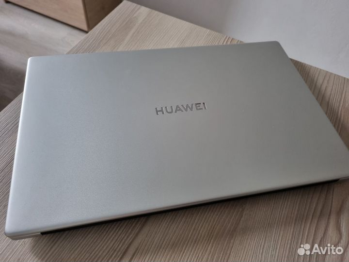 Huawei matebook d15