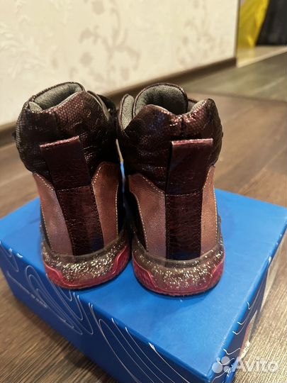 Демисезонные ботинки для девочки р29