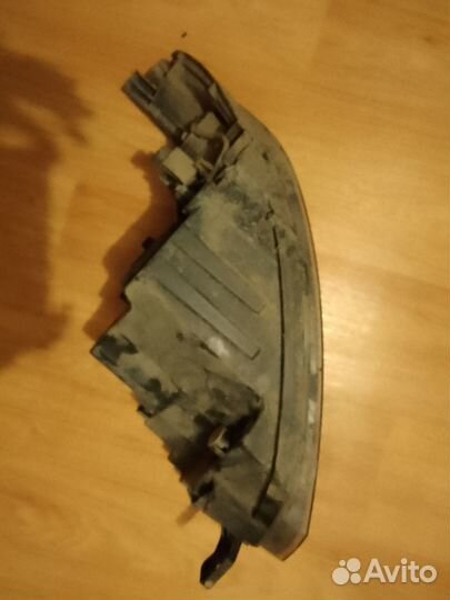 Правая фара granta fl