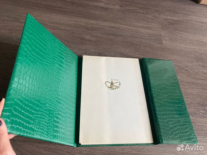 Скетч-бук блокнот в папке футляре