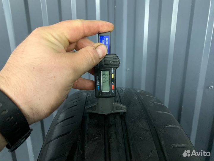 Yokohama BluEarth AE50 215/65 R17 99V