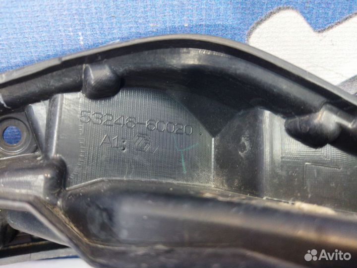 Кронштейн фары левый Toyota Prado 150 2009