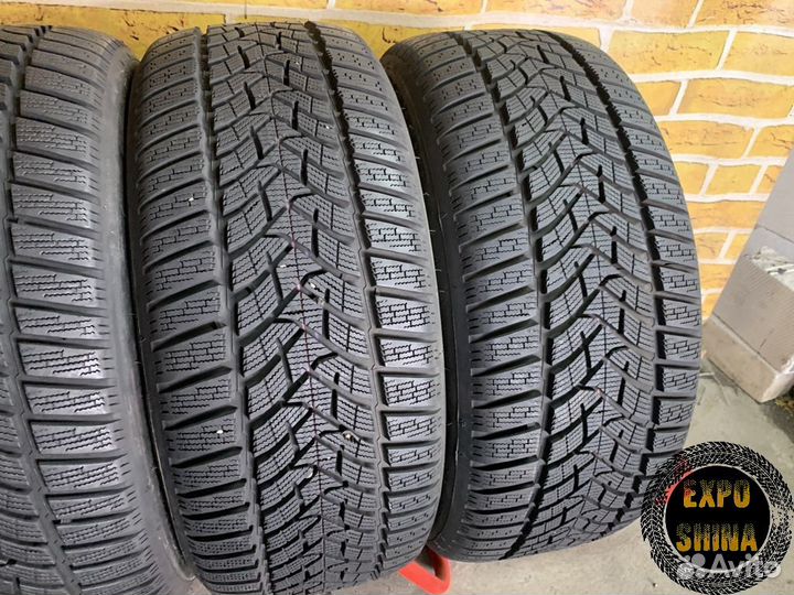 Dunlop Winter Sport 5 245/45 R18