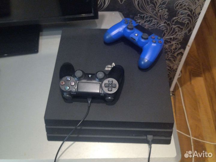 Sony PS4 pro 1tb