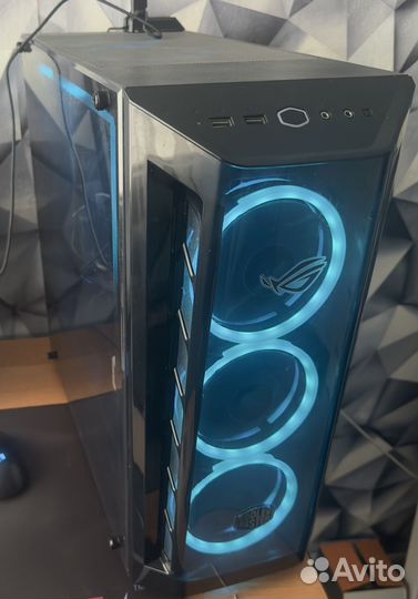 Продам корпус Cooler master MasterBox MB520