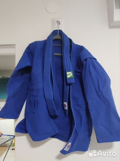 Два комплекта для самбо