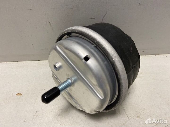 Опора двигателя Volkswagen Passat B5 1996-2000