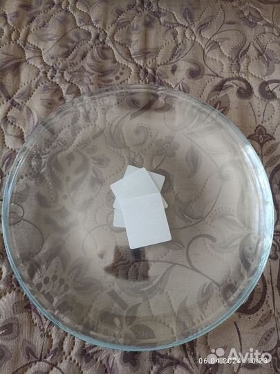 Тарелки IKEA (6 шт.), Кружки IKEA 240мл. (6 шт.)