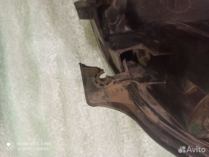 Фара передняя левая Hyundai Tucson