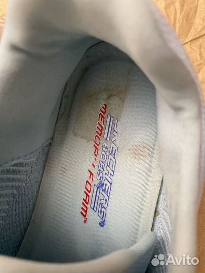 Кроссовки женские