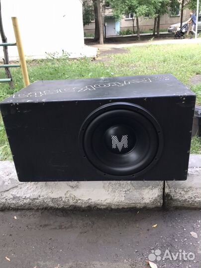 Сабвуфер momo 12 ares в коробе