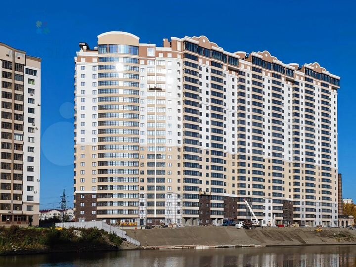 2-к. квартира, 64 м², 15/25 эт.