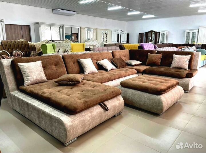 Большой диван / диван на кухню