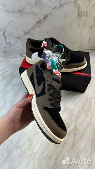 Nike Air Jordan 1 Low Travis Scott