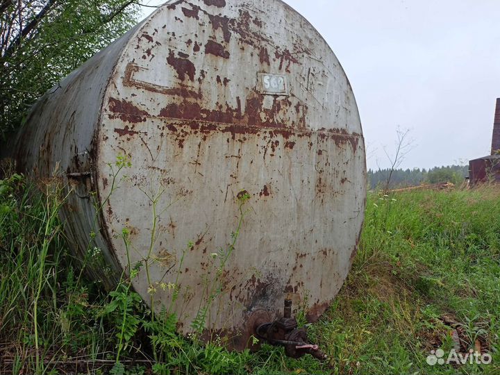 Емкости металлические бу 10м