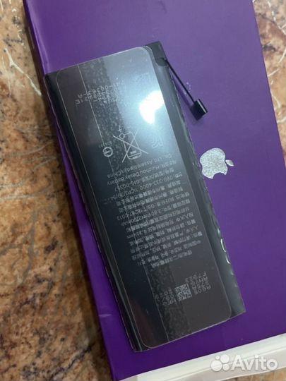 Усиленная батарея для iPhone 8