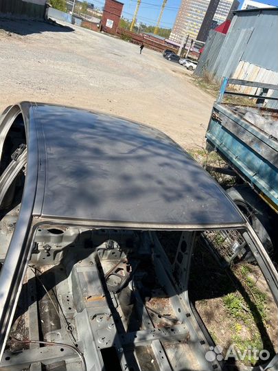 Крыша Renault Megane LM2Y K4M812 2008