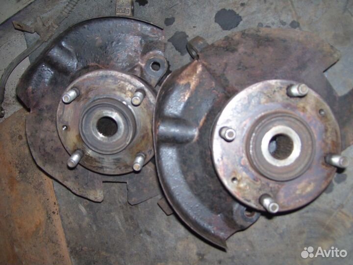 Хендай матрикс поворотный кулак правый