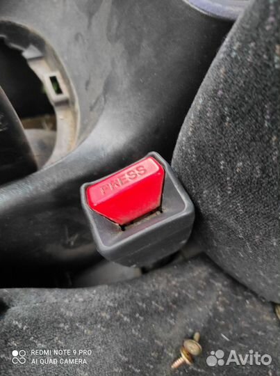 Замок ремня безопасности левая Sonata EF 2001-2012