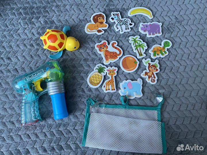 Игрушки для купания в ванной