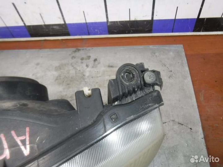 Фара передняя левая Nissan Ad QG15 2000