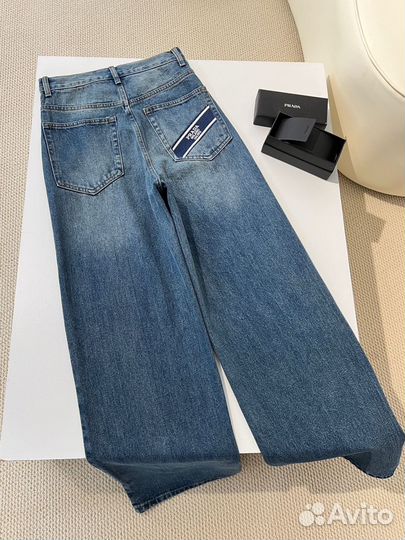 Джинсы Prada прямого кроя