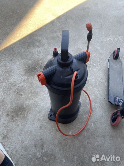 Садовый распылитель жук 9л