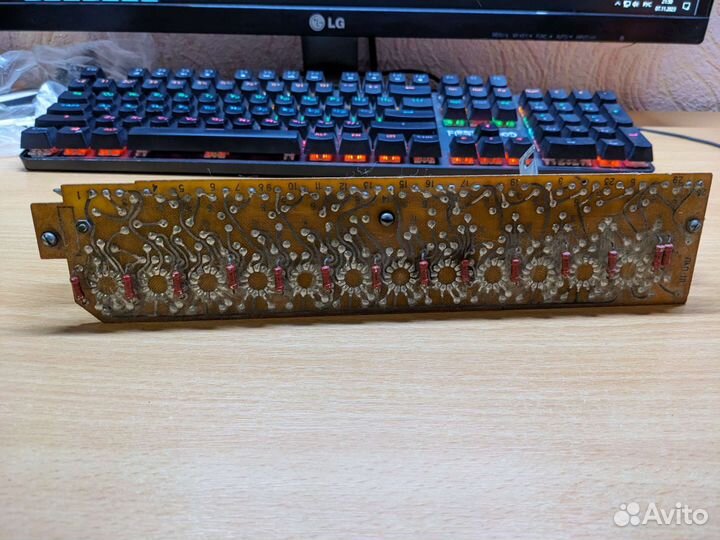 Комплект газоразрядных индикаторов ин-14