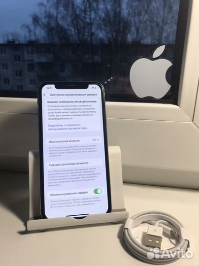 iPhone X, 64 ГБ