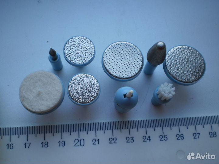 Электрический маникюрно-педикюрный набор trony