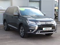 Mitsubishi Outlander 2.0 CVT, 2019, 66 209 км, с пробегом, цена 2 299 000 руб.