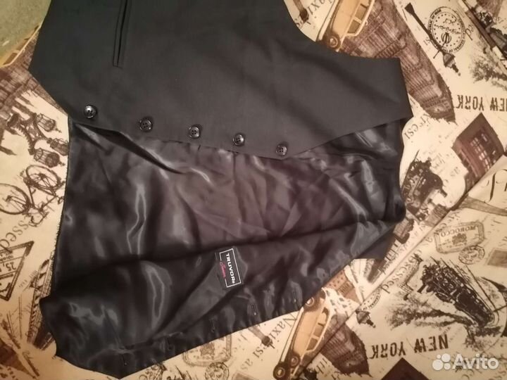 Жилетка для мальчика школьная 164