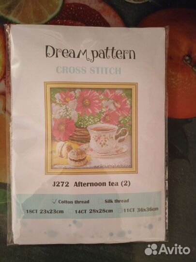 Набор для вышивания крестом. Новый